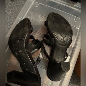 Black strappy sandal